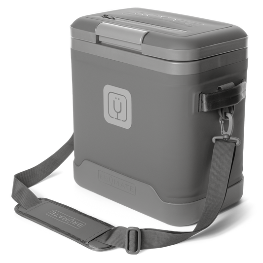magpack-18-can-y0 magpack_18_graphite_front_strap.png